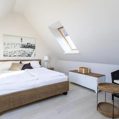 Doppelhaushaelfte Diek Twilling 3 펜션 Böhl